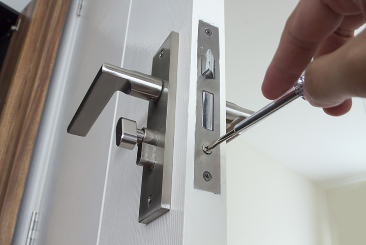 Our local locksmiths are able to repair and install door locks for properties in Lea Bridge and the local area.